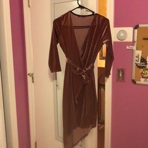 BRAND NEW FASHION NOVA SUADE Pink DRESS